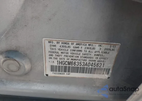 2003 Honda Accord 3.0 Lx z USA, uszkodzony, nr VIN 1HGCM66353A045621